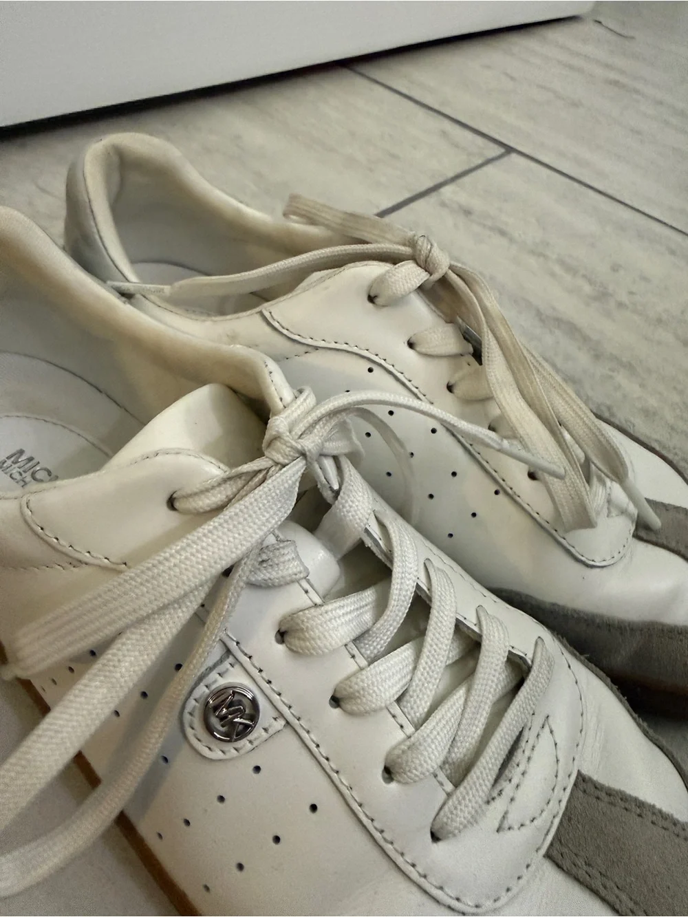Michael Kors Leather & Suede Court Sneakers | Scotty | Gum Sole | Women’s Size 8